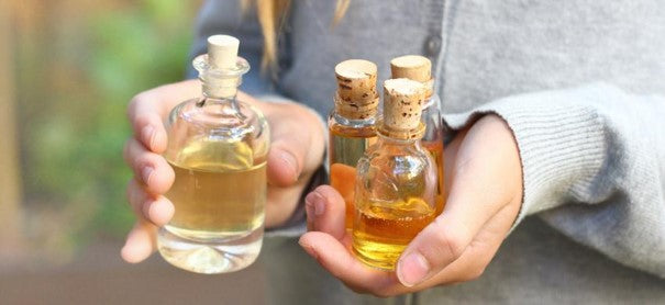 Aceites esenciales: qué son y cómo elegirlos (guía clara y práctica)