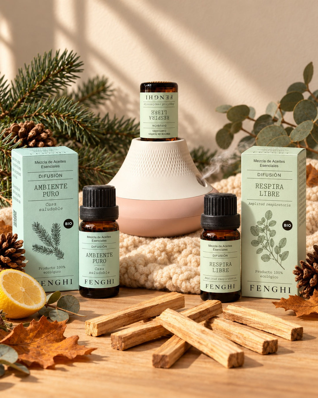 Kit para una habitación: el difusor con Respira Libre, Ambiente Puro y Respira Libre en su caja y 6 palos santos, en otoño