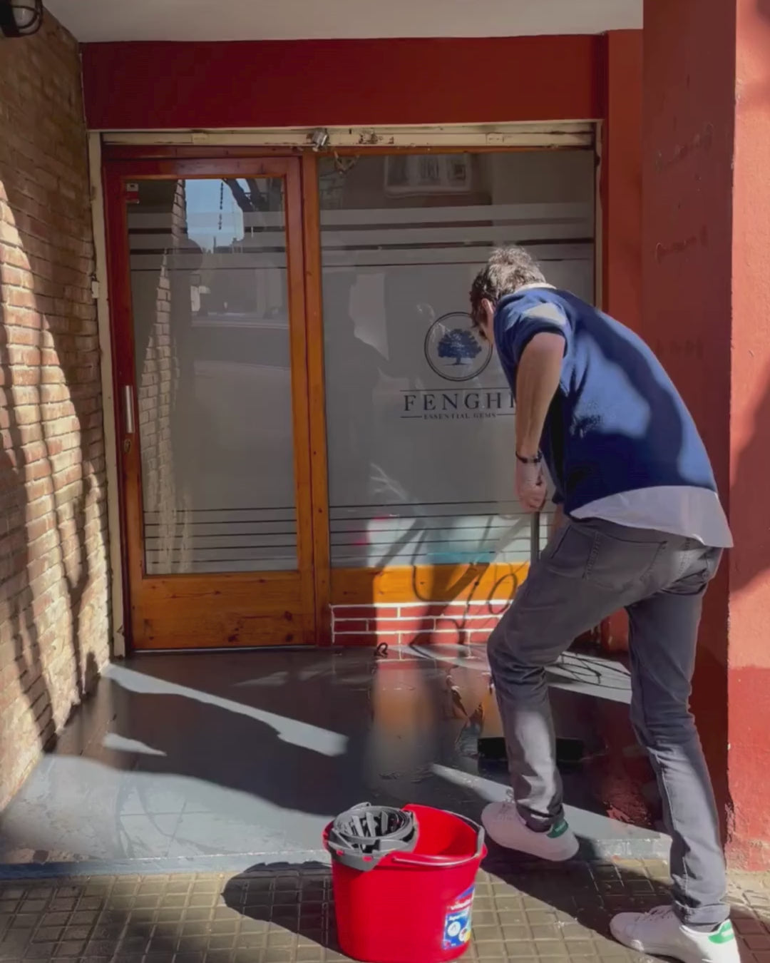 Cargar vídeo: 